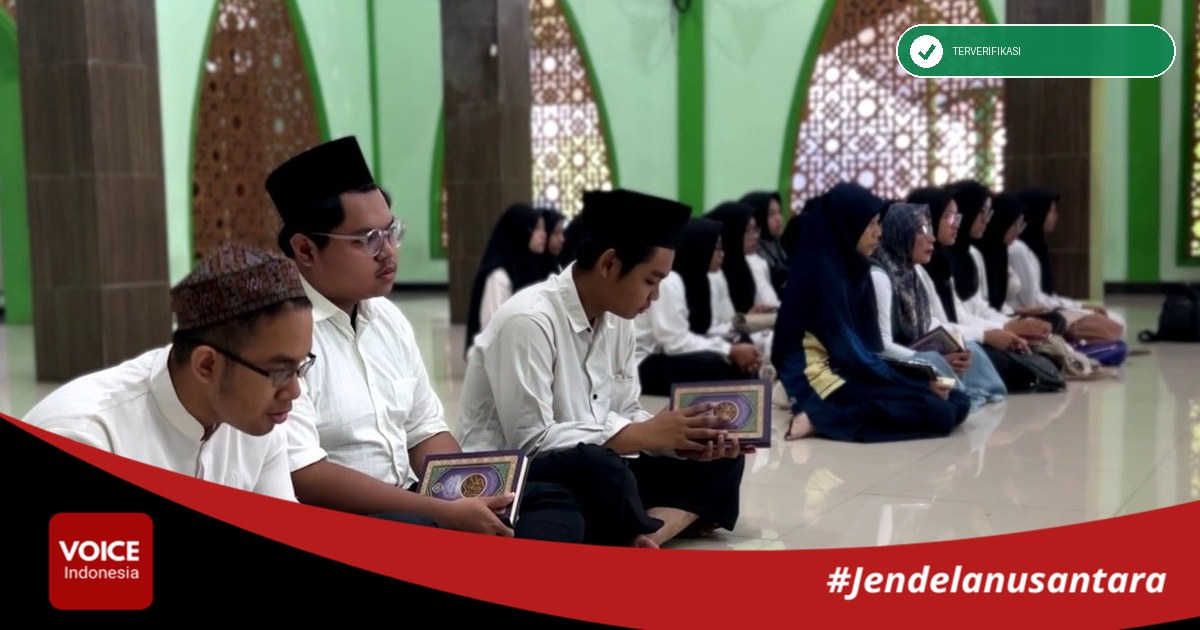 Gelar Reuni, Alumni SMAN 1 Krian Sidoarjo Turut Doa Bersama Korban KM Virgo Transport 8