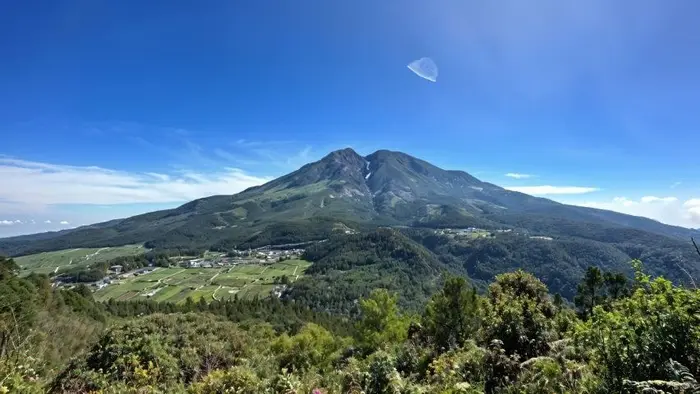 Rencana Pengembangan Panas Bumi Gunung Lawu Resmi Dibatalkan, ESDM: Isu Sosial Terlalu Besar