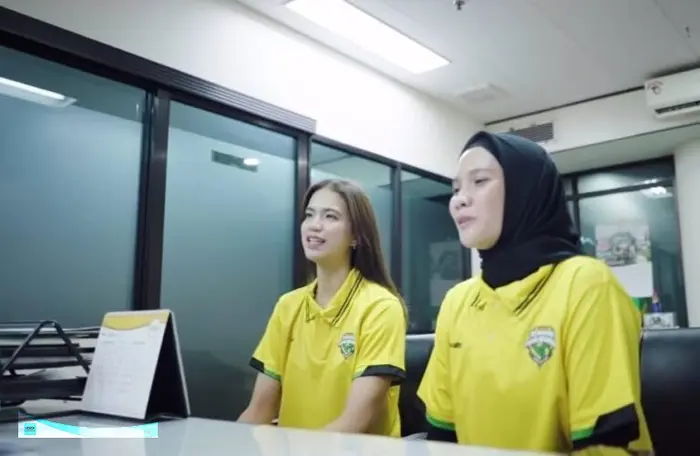 Jelang Proliga 2026, Shella dan Nandita Ayu Bertahan di Gresik Phonska Plus