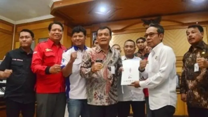 Buruh Di Jateng Soroti 3 Isu Ini Saat Bahas Penetapan UMP 2026