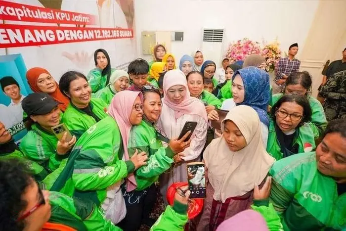 " Fokus Kerja" Komunitas Ojol Dukung Khofifah Lewat Gerakan