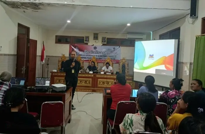 Cegah TPPO dan KDRT, BP3MI Bali Edukasi Warga Desa Jumpai