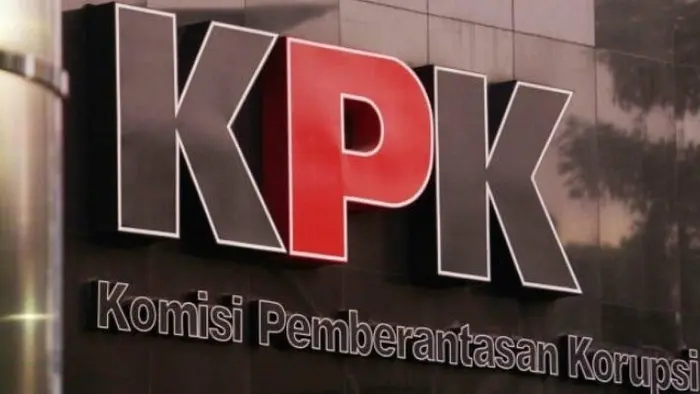 Logo Komisi Pemberantasan Korupsi (KPK) di Gedung Merah Putih KPK, Jakarta.