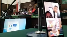 Bawa 17 Kg Ganja Nenek Penjual Gorengan di Vonis 5 Tahun