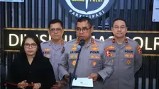 Kadiv Humas Polri, Irjen Pol. Johnny Eddizon Isir