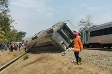 Kemenhub Kirim Tim Investigasi Anjloknya KA Argo Semeru