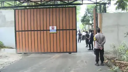 Bangunan mewah di lingkungan Lapas Cibinong