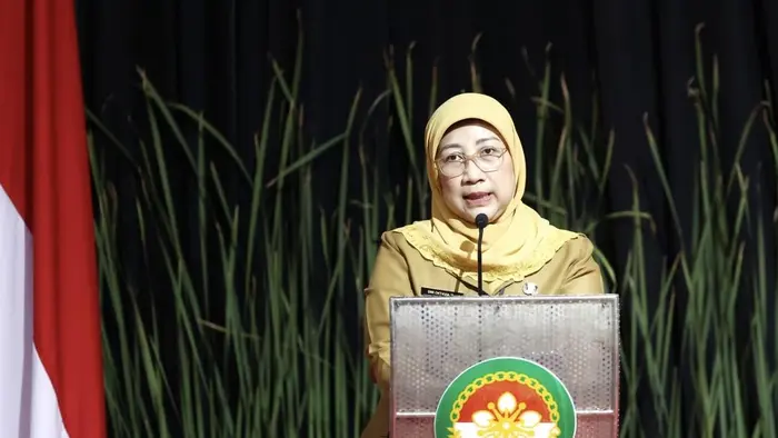 Kepala Dinas Pemberdayaan, Perlindungan Anak, dan Pengendalian Penduduk (DPPAPP) DKI Jakarta, Dwi Oktavia