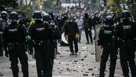 Demonstrasi di Paris