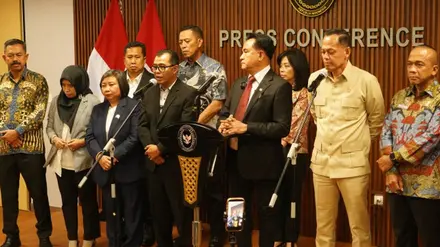 Menteri Koordinator Bidang Hukum, HAM, Imigrasi, dan Pemasyarakatan, Yusril Ihza Mahendra