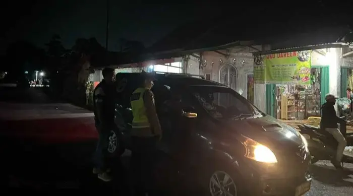 Cegah Kejahatan Malam Hari, Polsek Tanah Abang Gelar Razia Serentak