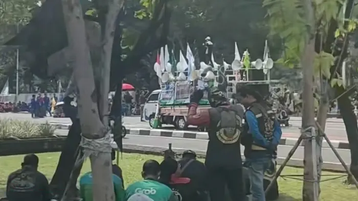 Tuntutan Kenaikan Upah Diminta Perhatikan Kondisi Industri