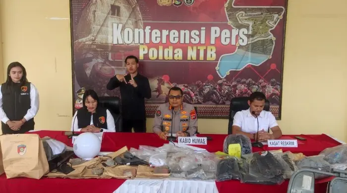 Polisi Tetapkan 20 Orang Tersangka Kericuhan di Mapolda dan DPRD NTB