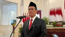 Usai Dilantik Jokowi, Menteri Pertanian Amran Sulaiman Langsung Lakukan Rapat Internal