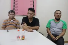 Penipuan Emas, 3 Oknum Pegawai PT Antam Ditahan Di Rutan Kejati Jatim