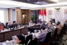 Pemerintah Dorong Implementasi Kredit Usaha Alat dan Mesin Pertanian