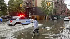 New York Dilanda Banjir, Kemlu Nyatakan Tidak Ada WNI yang Jadi Korban