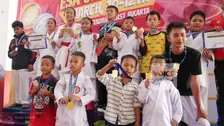 Karateka Muratara Rebut 20 Emas di Kejuaraan Karate Tingkat Internasional Esa Unggul Cup