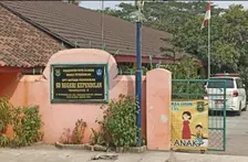 Diberi Kue Oleh Orang Tak Dikenal, 32 Siswa SD di Cilegon Keracunan