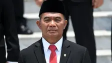 Muhadjir Effendy: Mayoritas Buruh di Indonesia Masuk ke Dalam Generasi Sandwich