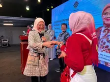 Menaker : Pekerja Migran Indonesia Adalah Duta Bangsa
