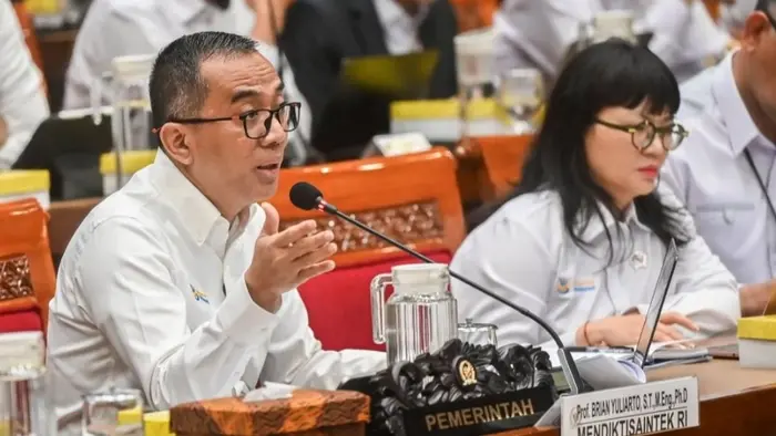 Menteri Pendidikan Tinggi, Sains, dan Teknologi (Mendiktisaintek) Brian Yuliarto