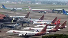 20241128_-_Pemerintah_Umumkan_Penurunan_Harga_Tiket_Penerbangan_Domestik_Khusus_Periode_Nataru