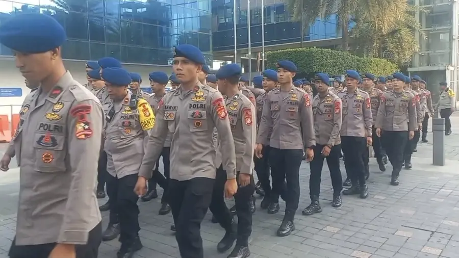 Demo Buruh di Jakarta, Polisi Siapkan Jalur Alternatif dan Imbau Warga Hindari Kawasan Aksi Polisi