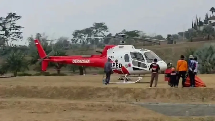BPBD Jatim Gencarkan Water Bombing di Gunung Buthak 1001237876