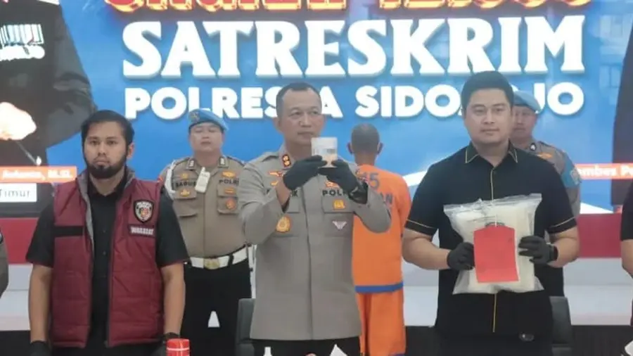 Polisi Gagalkan Pengiriman Benih Lobster ke Singapura 1001223423