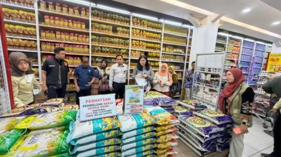 Satgas Pangan Cek HET Beras di Sejumlah Pasar Tulungagung 1001236944