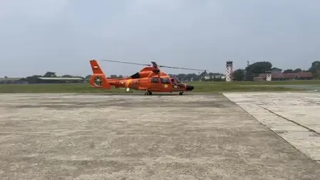 Helikopter HR-3604 Dikerahkan Cari 5 Jurnalis yang Hilang di Gunung Anak Krakatau