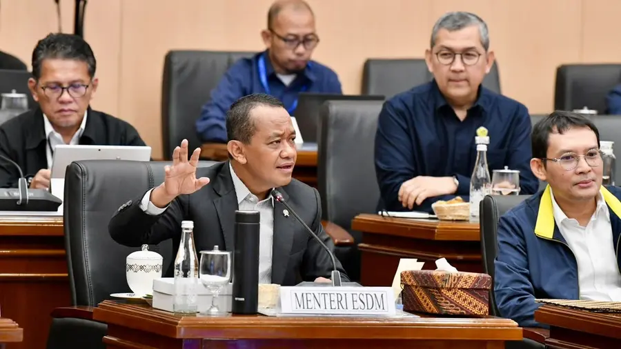 Pemerintah Targetkan Ekspor Nikel Tahun 2026 Hasilkan US$45 Miliar Menteri Energi dan Sumber Daya Mineral (ESDM) Bahlil Lahadalia