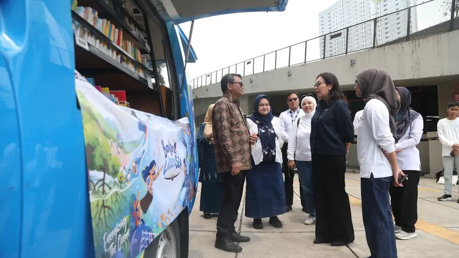 PIS Perluas Literasi Dunia Maritim Lewat Tiga Mobil Perpustakaan Keliling WhatsApp Image 2026-10-14 at 18.20.11