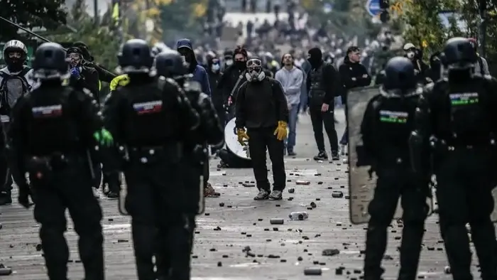 Demonstrasi di Paris