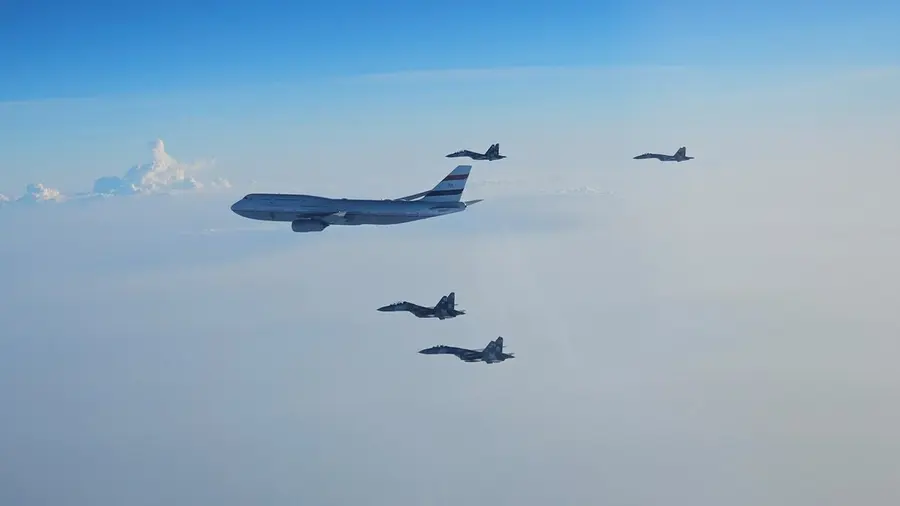 Pengawalan Jet Tempur hingga Lambaian Bendera Sambut Kedatangan Presiden Mesir Jet tempur