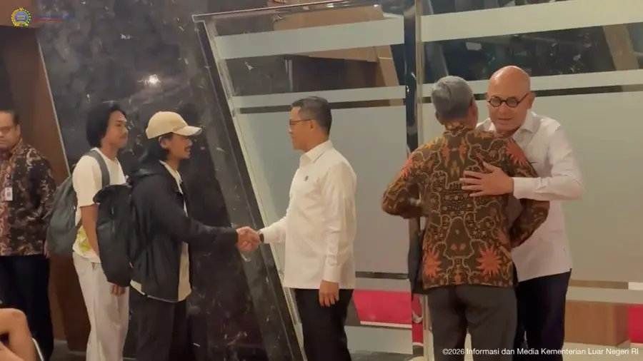 Sugiono Serahkan Jabatan Menlu, Arrmanatha Nasir Resmi Pimpin Kemlu Menlu