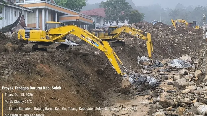 Excavator