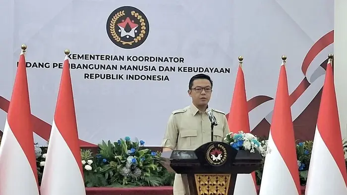 Menteri Koordinator Bidang Pembangunan Manusia dan Kebudayaan (Menko PMK) Sugiono