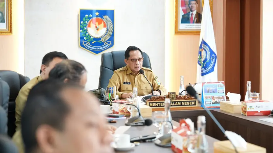 Tegas! Mendagri Minta Pemda Cabut Perda yang Izinkan Pembakaran Lahan Menteri Dalam Negeri
